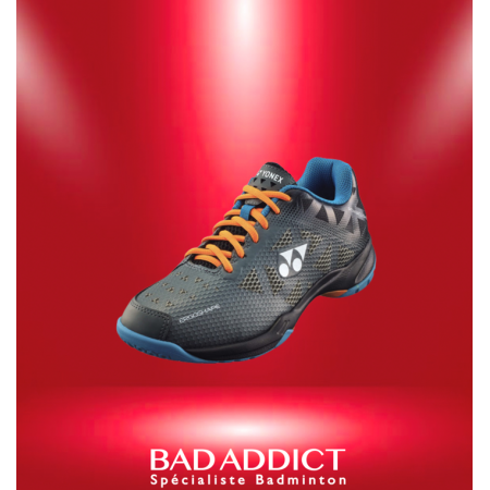 http://badaddict.fr/5382-thickbox/yonex-chaussure-pc57-.jpg