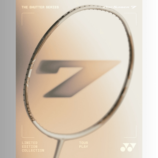 YONEX RAQUETTE ASRCSABER 7 PLAY LIMITED LIGHT BEIGE - Bad Addict