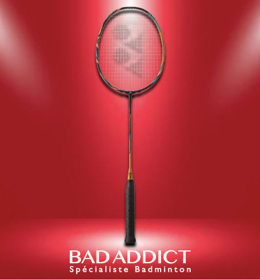RAQUETTE DE BADMINTON YONEX ASTROX 88D PRO 4U5 (NON CORDEE)