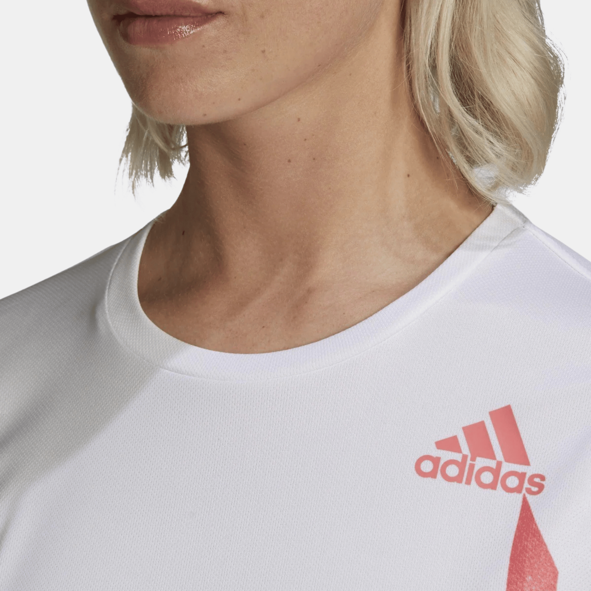 ADIDAS T - SHIRT FEMME GRAPHIC1 TEE W BLANC - Bad Addict